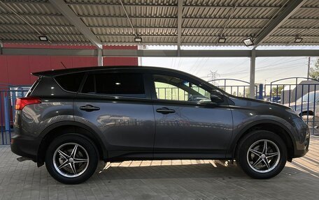 Toyota RAV4, 2015 год, 1 749 000 рублей, 6 фотография