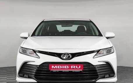 Toyota Camry, 2021 год, 2 599 000 рублей, 2 фотография