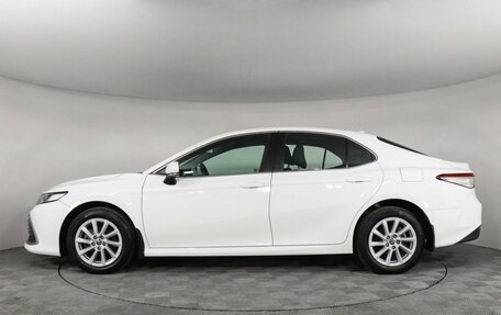 Toyota Camry, 2021 год, 2 599 000 рублей, 8 фотография