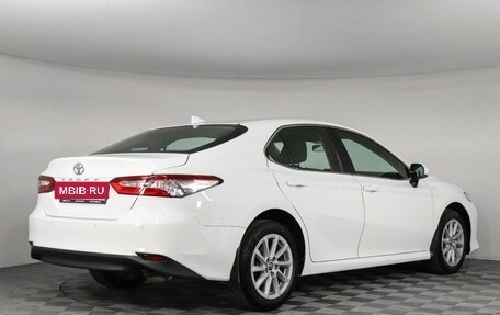 Toyota Camry, 2021 год, 2 599 000 рублей, 5 фотография