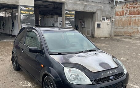 Ford Fiesta, 2004 год, 100 000 рублей, 6 фотография