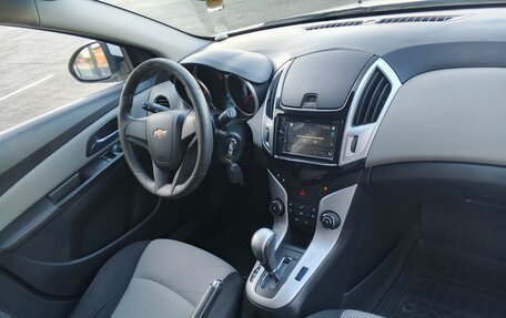 Chevrolet Cruze II, 2014 год, 850 000 рублей, 6 фотография