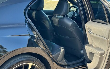 Toyota Camry, 2019 год, 3 300 000 рублей, 7 фотография