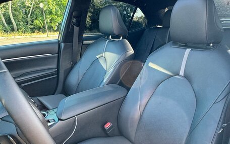 Toyota Camry, 2019 год, 3 300 000 рублей, 9 фотография