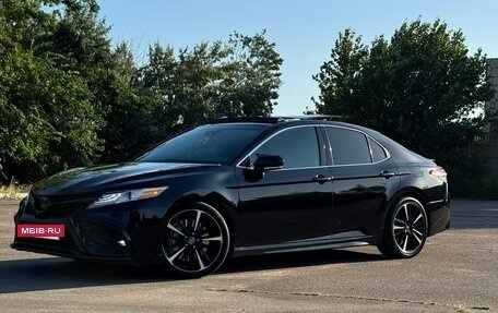 Toyota Camry, 2019 год, 3 300 000 рублей, 13 фотография
