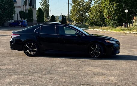 Toyota Camry, 2019 год, 3 300 000 рублей, 18 фотография