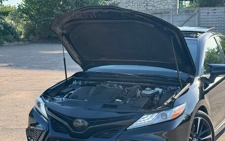 Toyota Camry, 2019 год, 3 300 000 рублей, 21 фотография