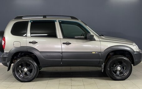 Chevrolet Niva I рестайлинг, 2018 год, 757 000 рублей, 8 фотография
