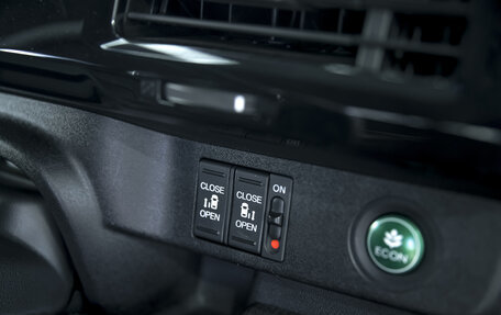 Honda Stepwgn IV, 2015 год, 2 000 000 рублей, 11 фотография