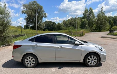 Hyundai Solaris II рестайлинг, 2011 год, 475 000 рублей, 5 фотография