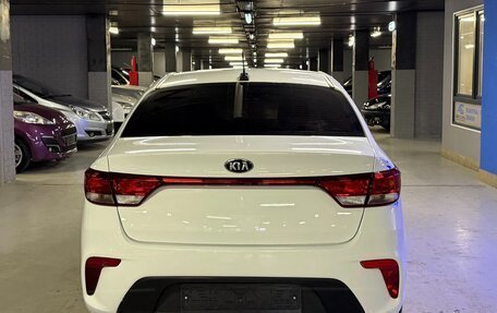 KIA Rio IV, 2019 год, 949 000 рублей, 5 фотография