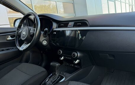 KIA Rio IV, 2019 год, 1 399 000 рублей, 6 фотография