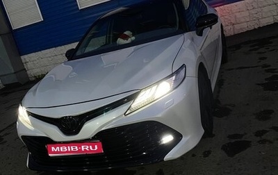 Toyota Camry, 2018 год, 3 200 000 рублей, 1 фотография