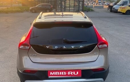 Volvo V40 Cross Country I, 2014 год, 1 450 000 рублей, 4 фотография
