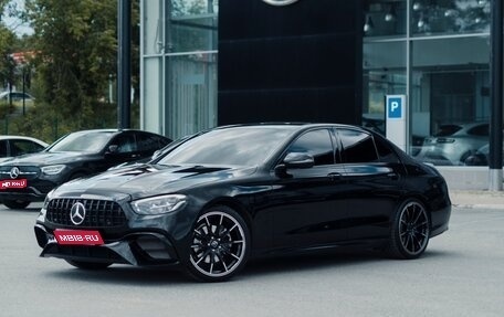 Mercedes-Benz E-Класс, 2020 год, 6 000 000 рублей, 1 фотография