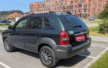 Hyundai Tucson III, 2006 год, 850 000 рублей, 2 фотография