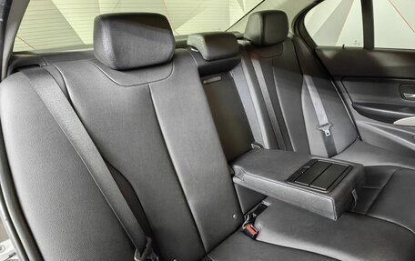 BMW 3 серия, 2015 год, 1 880 000 рублей, 10 фотография