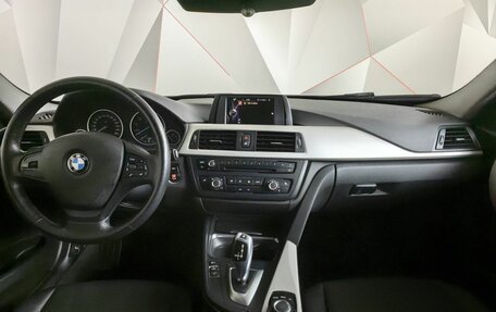 BMW 3 серия, 2015 год, 1 880 000 рублей, 15 фотография