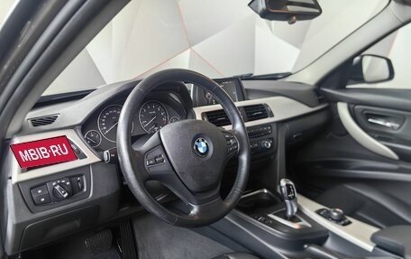 BMW 3 серия, 2015 год, 1 880 000 рублей, 16 фотография
