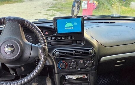 Chevrolet Niva I рестайлинг, 2014 год, 550 000 рублей, 3 фотография