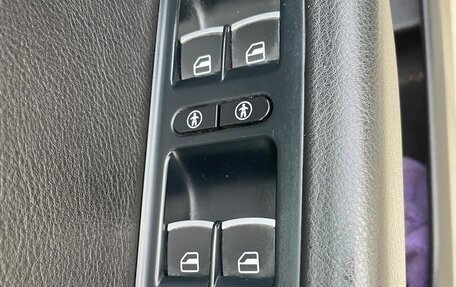 Volkswagen Touareg III, 2011 год, 1 950 000 рублей, 11 фотография