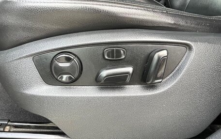 Volkswagen Touareg III, 2011 год, 1 950 000 рублей, 16 фотография