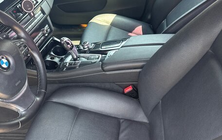 BMW 5 серия, 2016 год, 1 600 000 рублей, 3 фотография