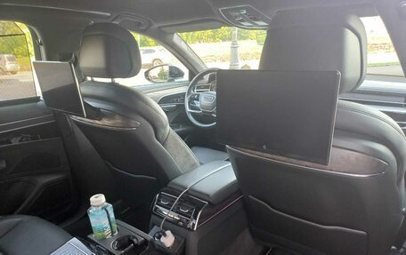 Audi A8, 2021 год, 10 000 000 рублей, 8 фотография