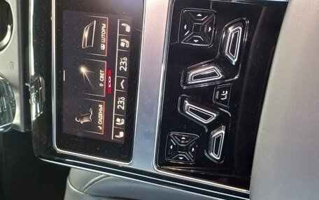 Audi A8, 2021 год, 10 000 000 рублей, 7 фотография