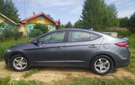 Hyundai Elantra VI рестайлинг, 2018 год, 1 280 000 рублей, 3 фотография
