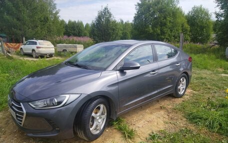 Hyundai Elantra VI рестайлинг, 2018 год, 1 280 000 рублей, 6 фотография
