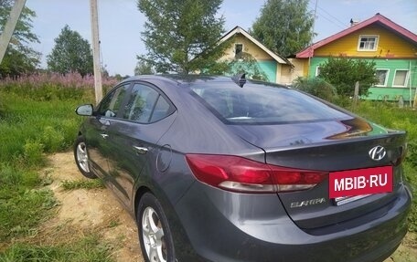 Hyundai Elantra VI рестайлинг, 2018 год, 1 280 000 рублей, 4 фотография