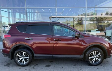 Toyota RAV4, 2017 год, 2 576 000 рублей, 4 фотография