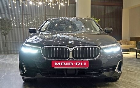 BMW 5 серия, 2022 год, 5 040 000 рублей, 3 фотография