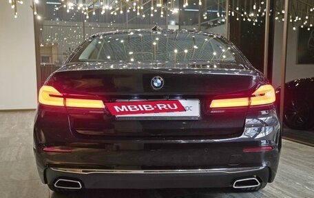 BMW 5 серия, 2022 год, 5 040 000 рублей, 4 фотография