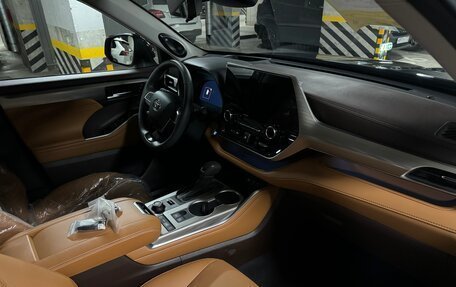 Toyota Highlander, 2025 год, 5 140 000 рублей, 3 фотография