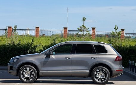 Volkswagen Touareg III, 2011 год, 1 990 000 рублей, 9 фотография