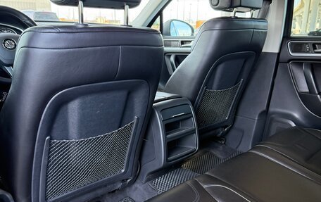 Volkswagen Touareg III, 2011 год, 1 990 000 рублей, 22 фотография