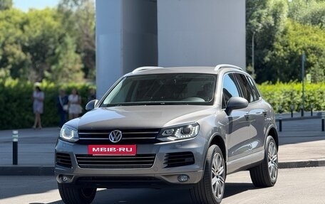 Volkswagen Touareg III, 2011 год, 1 990 000 рублей, 13 фотография