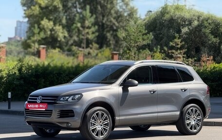 Volkswagen Touareg III, 2011 год, 1 990 000 рублей, 11 фотография