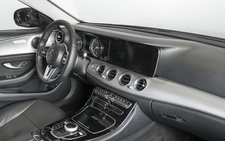 Mercedes-Benz E-Класс, 2018 год, 1 918 100 рублей, 4 фотография