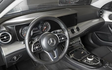 Mercedes-Benz E-Класс, 2018 год, 1 918 100 рублей, 3 фотография