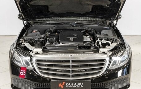 Mercedes-Benz E-Класс, 2018 год, 1 918 100 рублей, 9 фотография