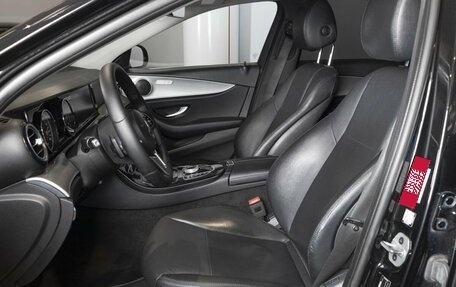 Mercedes-Benz E-Класс, 2018 год, 1 918 100 рублей, 11 фотография
