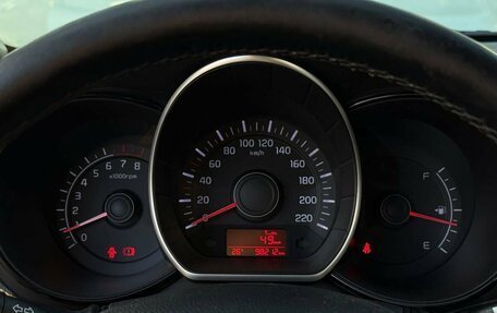 KIA Rio III рестайлинг, 2015 год, 995 000 рублей, 16 фотография