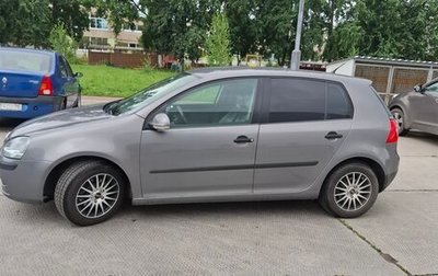 Volkswagen Golf V, 2004 год, 600 000 рублей, 1 фотография