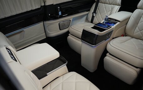 Mercedes-Benz V-Класс, 2025 год, 29 700 000 рублей, 35 фотография