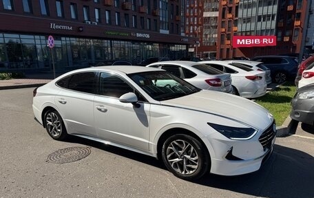 Hyundai Sonata VIII, 2021 год, 2 700 000 рублей, 6 фотография