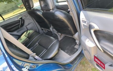 Toyota RAV4, 2002 год, 795 000 рублей, 11 фотография