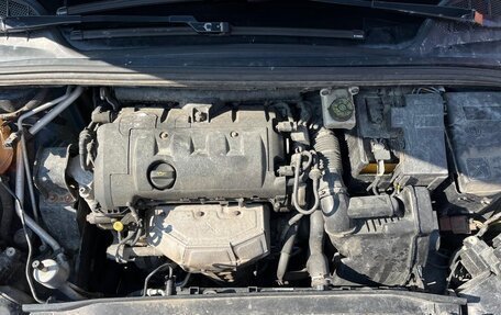 Peugeot 308 II, 2011 год, 549 000 рублей, 18 фотография